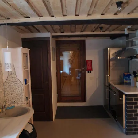 Aaduaida House * Suur-Rootsi