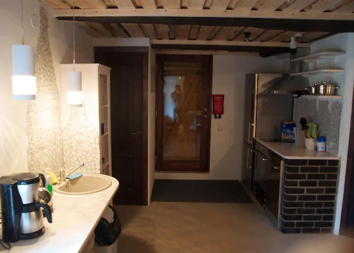 Aaduaida House Суур-Роотси